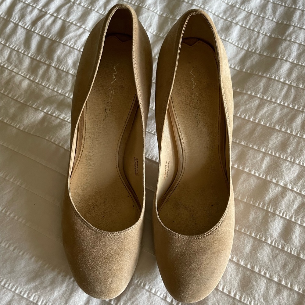 Via Spiga Nude Pumps